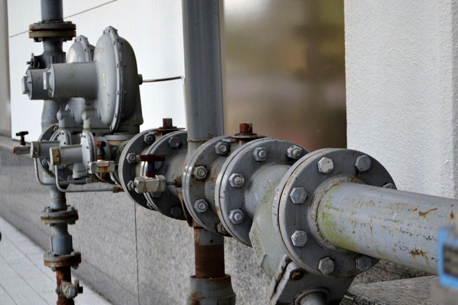 water-pipe-2852047_1920